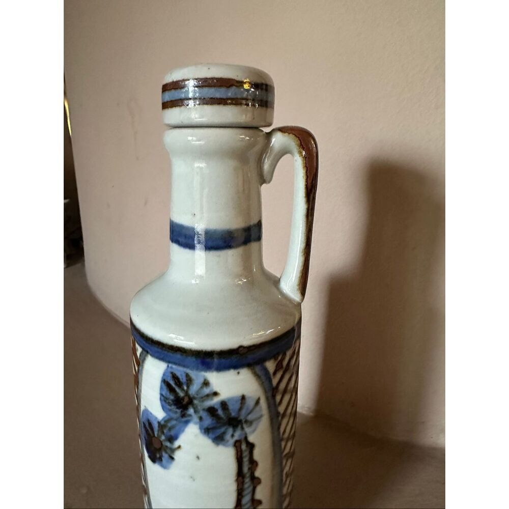 Vintage hand, painted oil and vinegar Cruet bottle - Picture 3 of 8